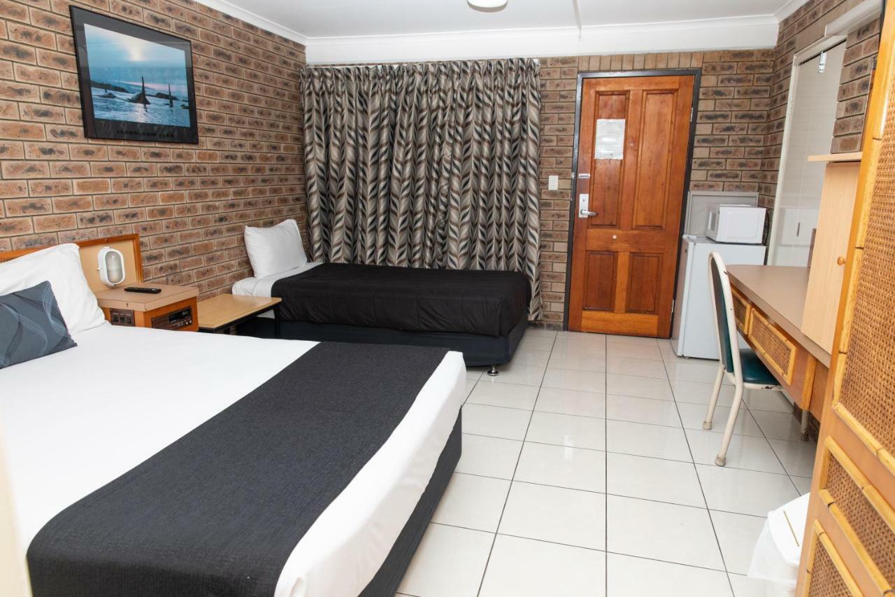 Lantern Motor Inn Mackay Eksteriør billede